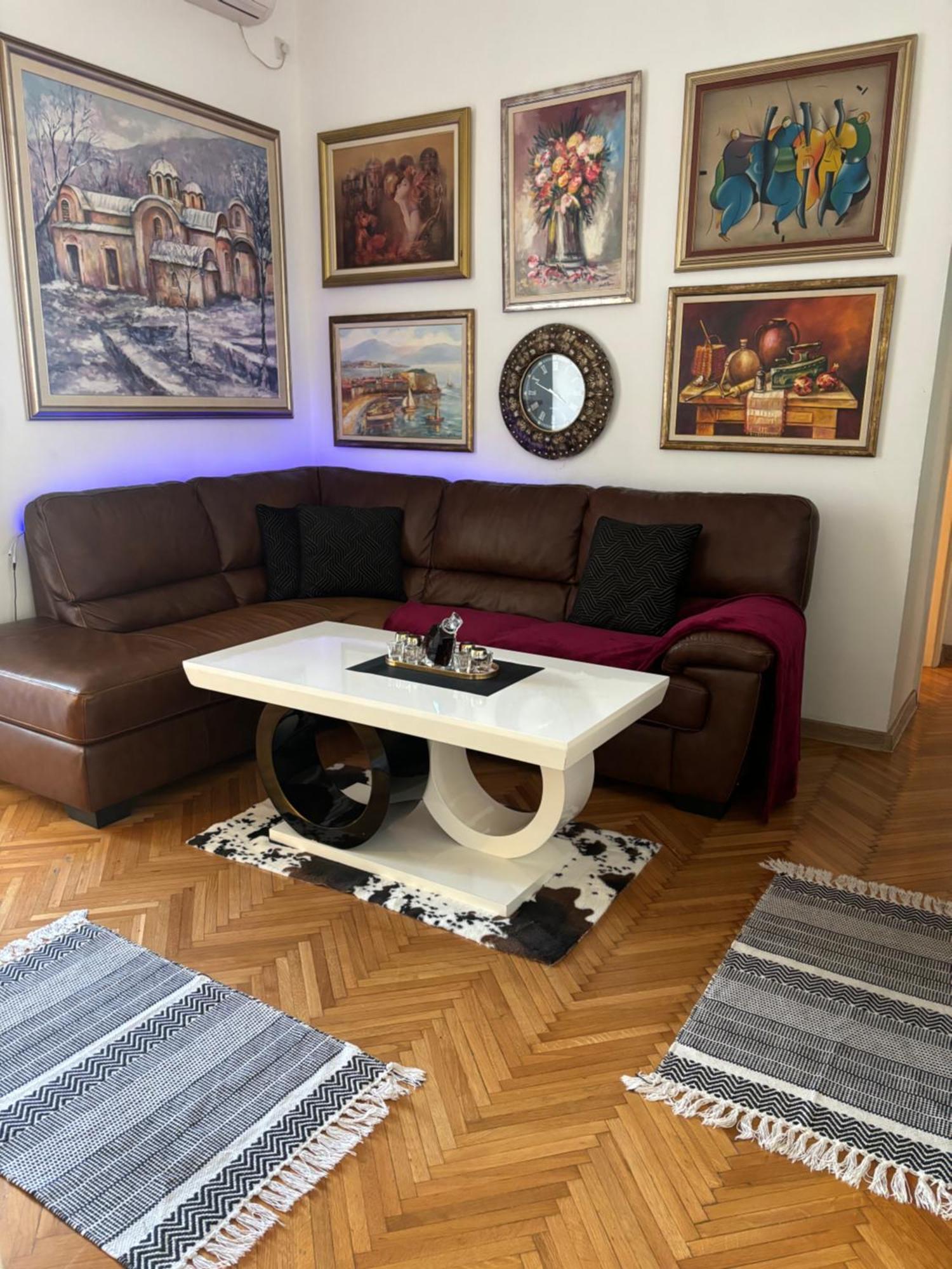 Апартаменты Stylish King Downtown Подгорица Экстерьер фото
